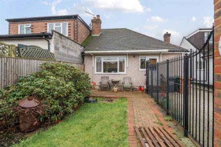 Links Way - Rear.jpg