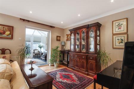 Sitting Room/Conservatory