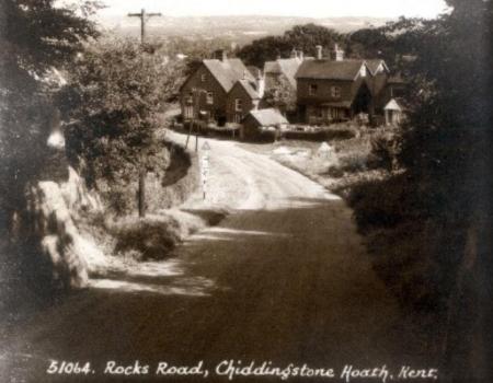 Rocks Road 1909.JPG