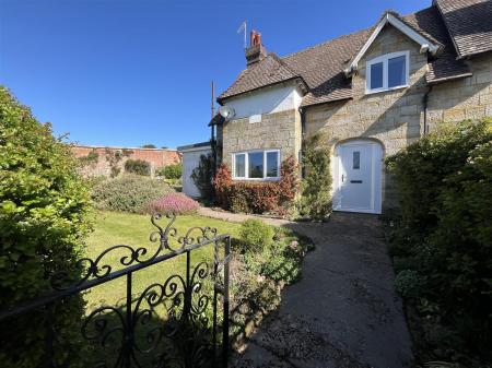 Stone Cottage 1.jpeg