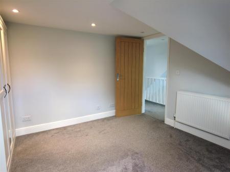 Bedroom 4-2.JPG