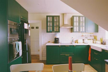 4 - Kitchen.jpg