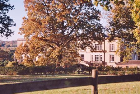 14 - Hamptons Exterior 2.jpg