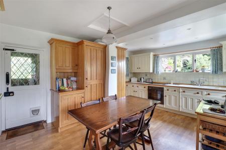 Kitchen-Breakfast Room.jpg