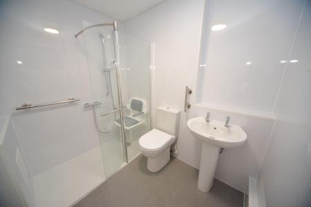 Shower Room.jpg