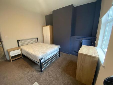 Blackpool Bedroom2.jpg