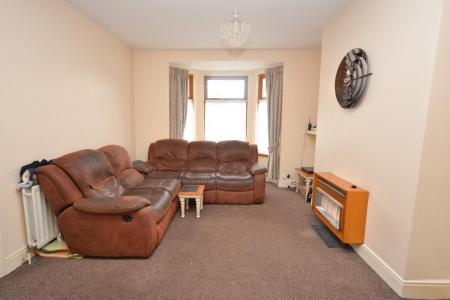 Lounge  1.jpg