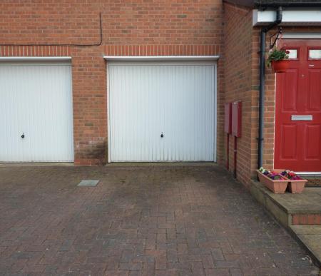 Garage.jpg