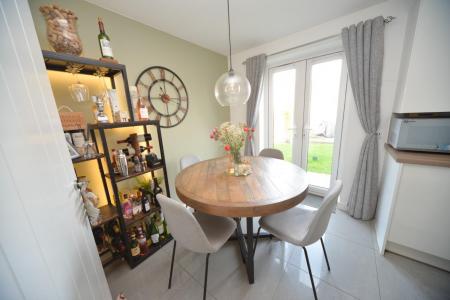 Dining Room.jpg
