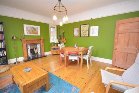 Sitting Room.jpg