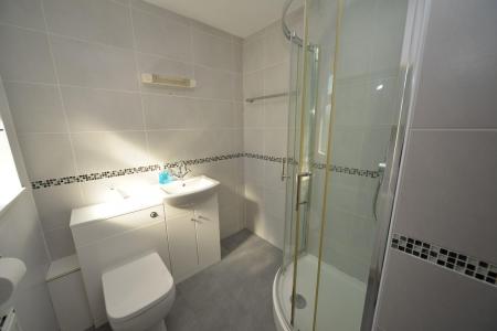 Shower room.jpg