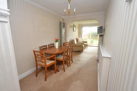Dining area.jpg