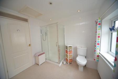 1st Floor Shower Room.jpg