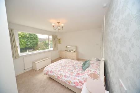 Bedroom 1 2.jpg