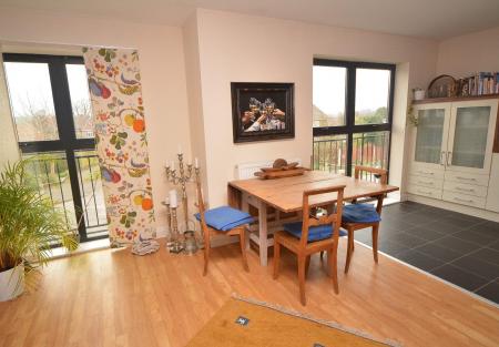 dining area 2.jpg