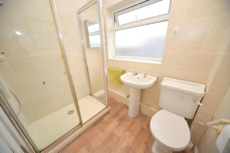 Shower Room.jpg