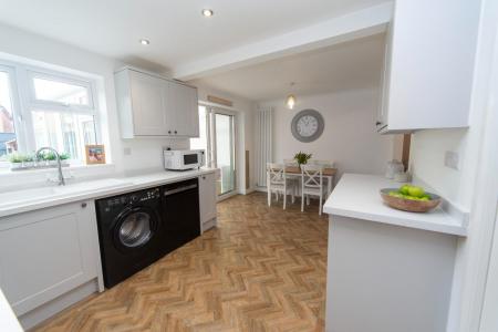 kitchen to diningJPG