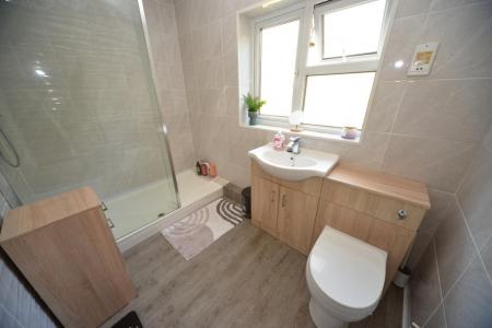Family shower room.jpg