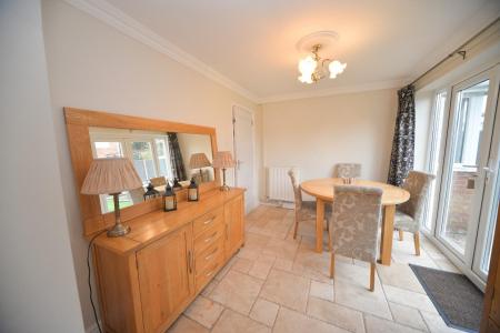 Dining Room.jpg