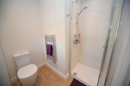 En suite 2.jpg