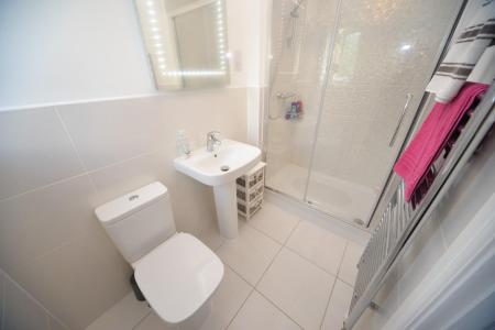 En suite.jpg
