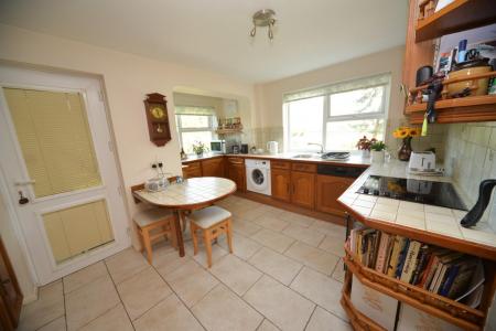 Breakfast kitchen.jpg