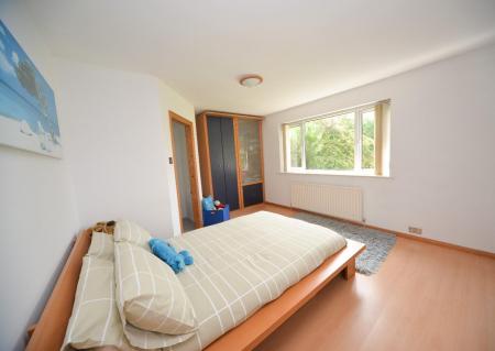 Guest Bedroom .jpg
