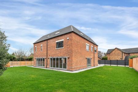 Willow House WEB PH-23.jpg