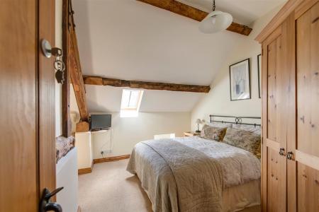 Bedroom 2.jpg