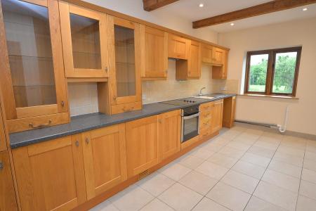 Annex Kitchen 1.jpg