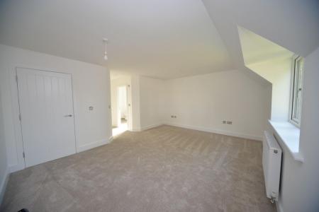 Guest Bedroom 2.jpg