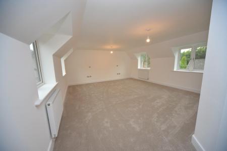Bedroom 1.jpg