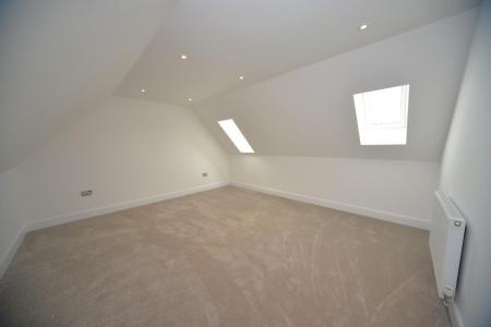 Bedroom 5.jpg