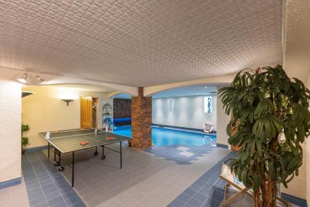 POOL AND GAMES AREA