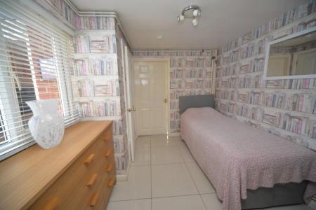 Bed 4 Annex.jpg