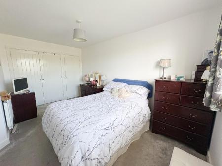 Guest Bedroom 2.jpg