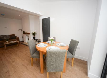 Dining Area.jpg