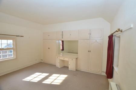 Ireton Wood Bedroom.JPG