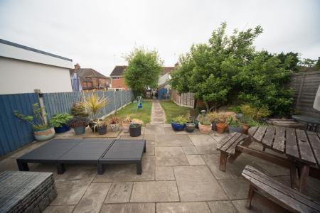 Patio and garden 1.jpg