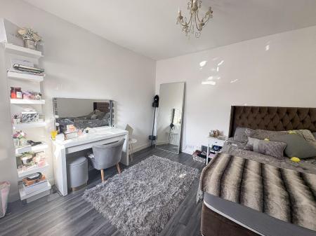Bedroom 2.jpg