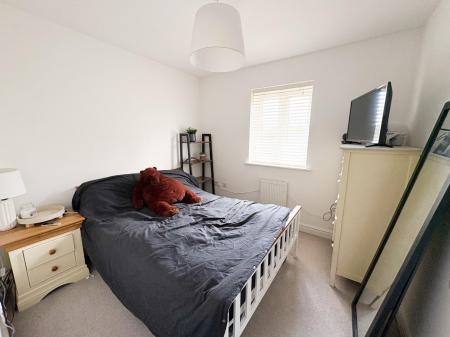 BED 2.jpg