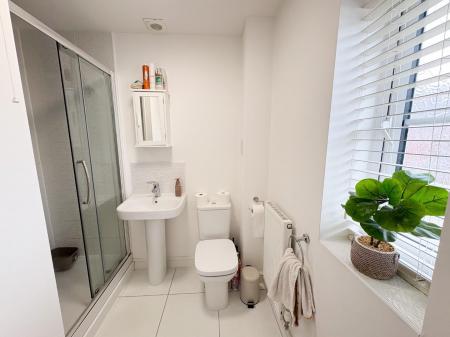 EN SUITE.jpg