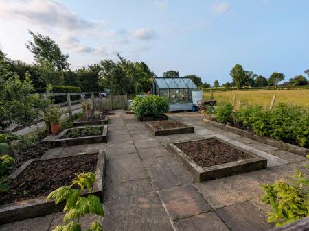 Clog Cottage Garden.jpg