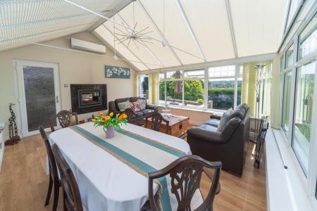 Conservatory 2.JPG