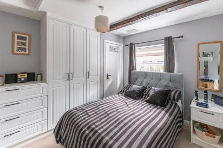 Annex bedroomJPG