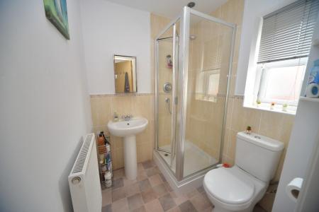 EN SUITE SHOWER ROOM TO BED 2.jpg