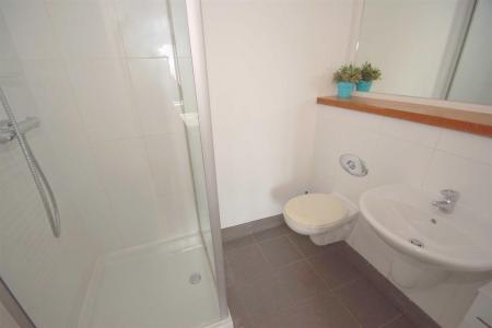 52 Skyline En-suite