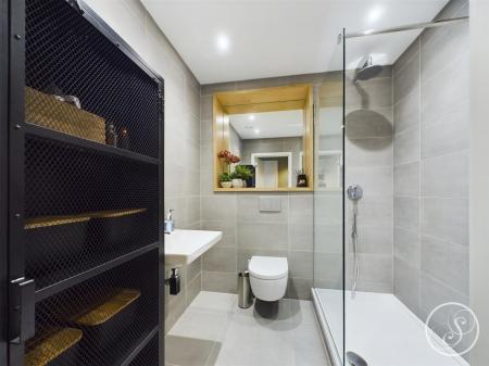 Bathroom Ground Floor