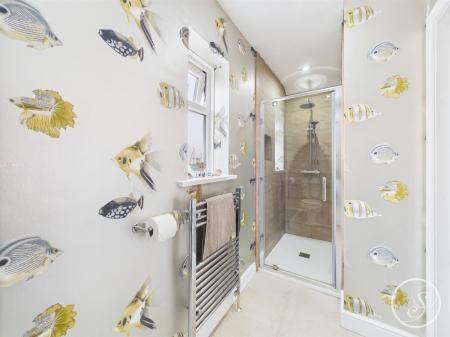 En-suite 2