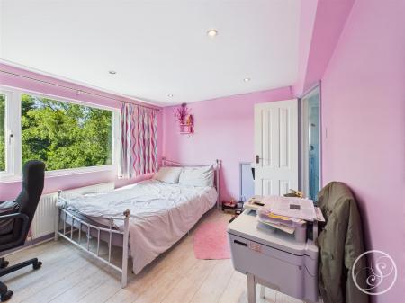 Bed 3